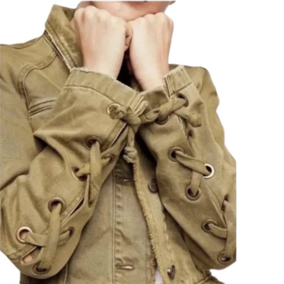 Free People Jackets & Blazers - NWOT FREE PEOPLE Willow utility denim jacket